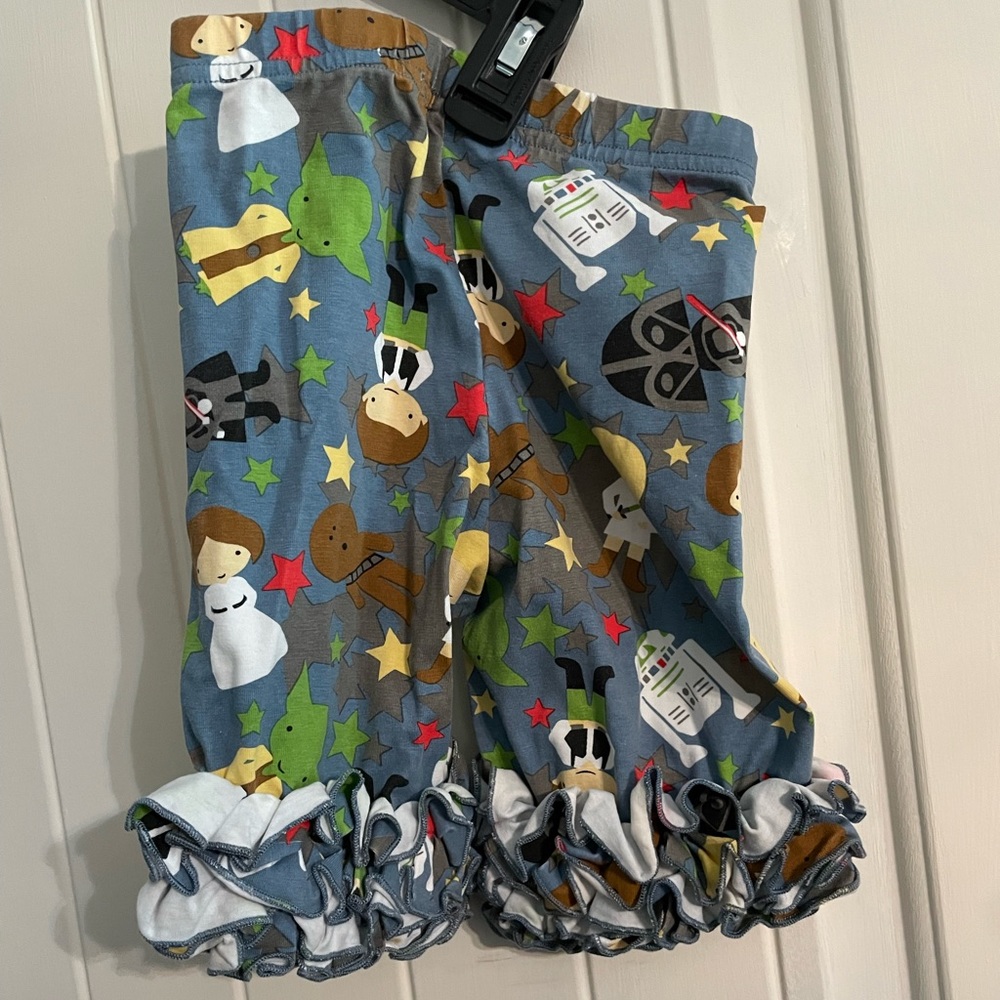 Tessa’s Trunk size 4/5Y Star Wars Ruffle Shorts